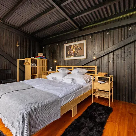 Izera Hideaway | Tiny House. Close To Nature. Unique Experience. بيت خشبي *